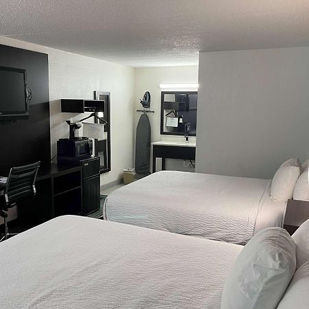 Days Inn By Wyndham Calhoun Ga I-75 And Us-41 Esterno foto
