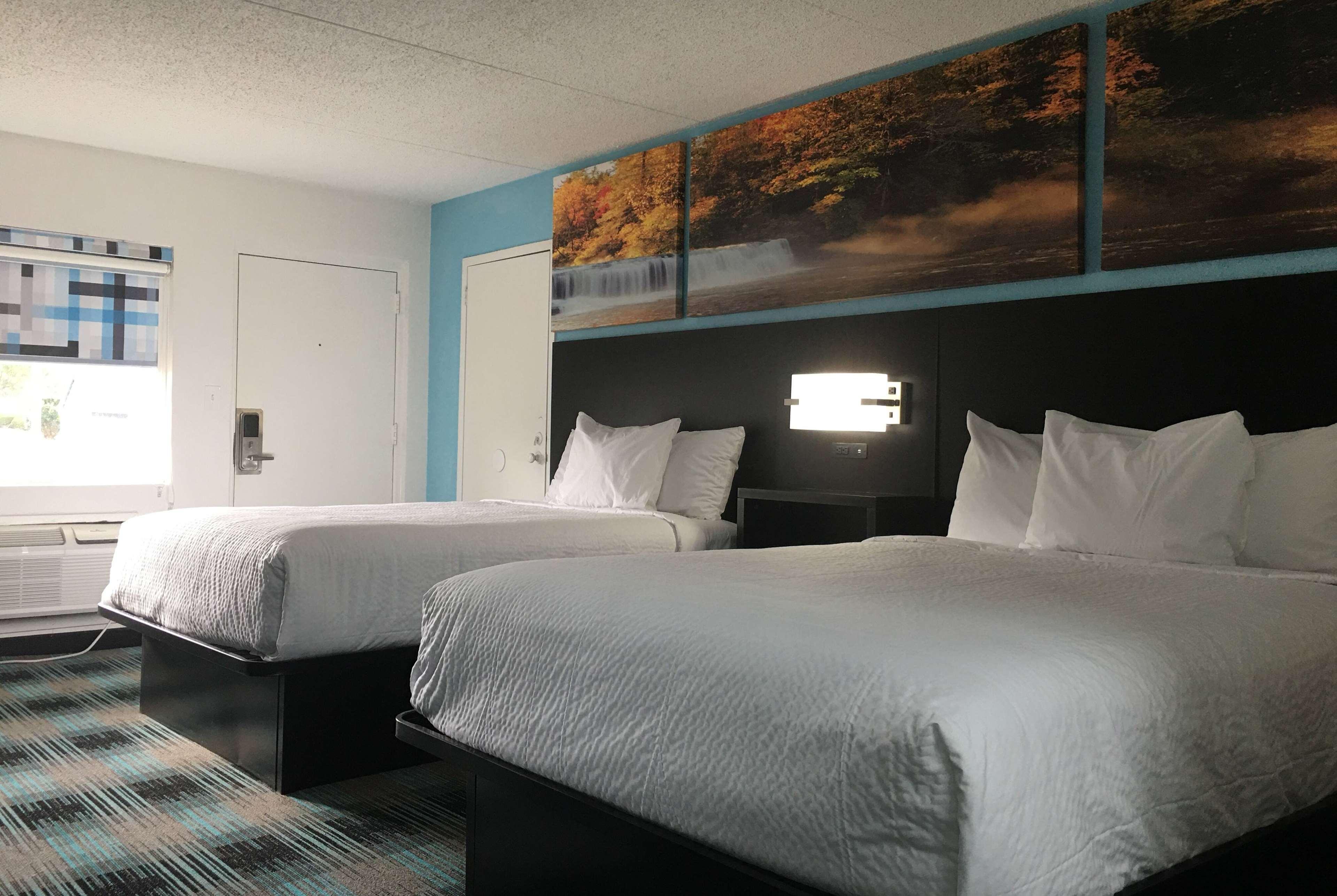 Days Inn By Wyndham Calhoun Ga I-75 And Us-41 Esterno foto