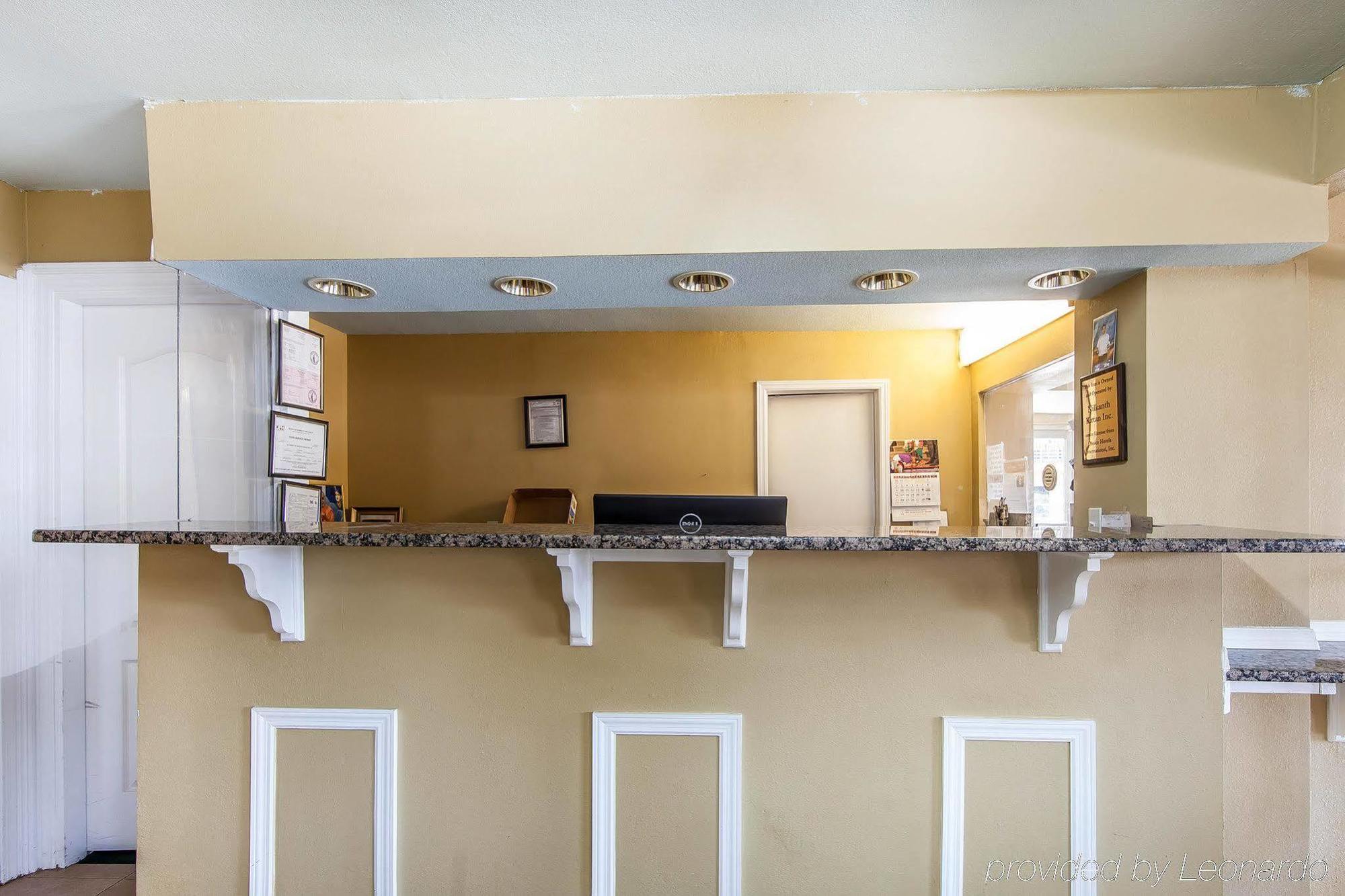 Days Inn By Wyndham Calhoun Ga I-75 And Us-41 Esterno foto