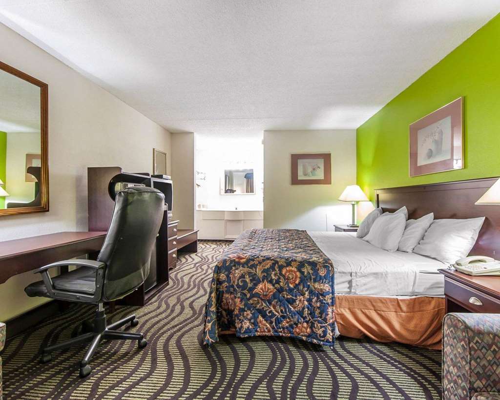 Days Inn By Wyndham Calhoun Ga I-75 And Us-41 Camera foto